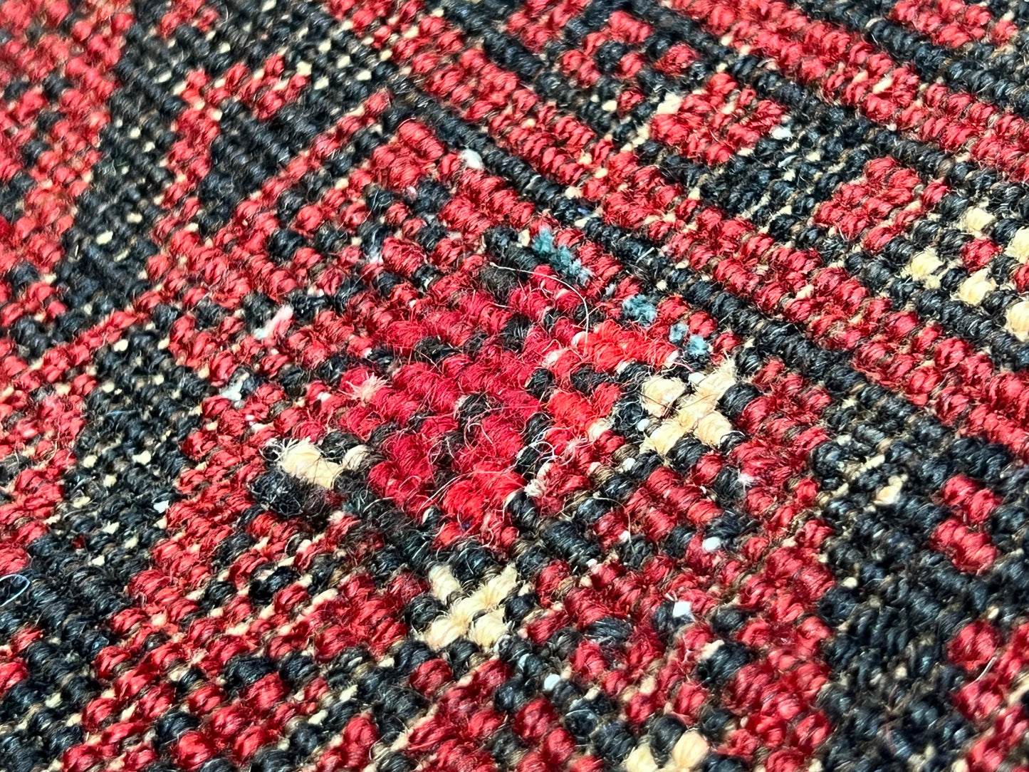 Tribal Rug 38372