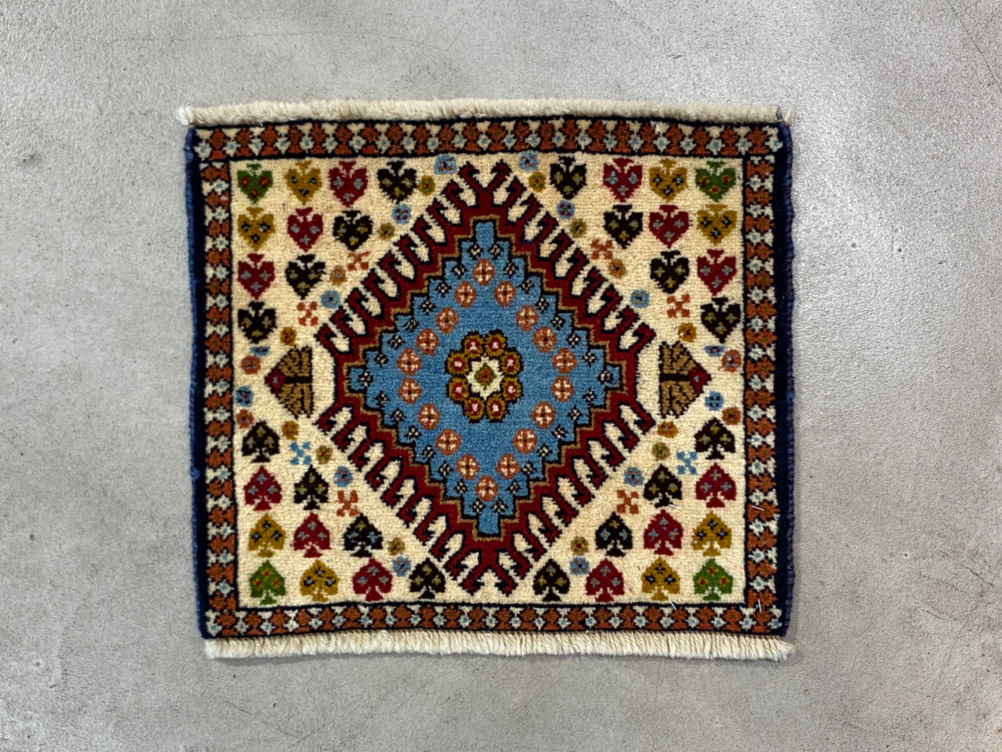 Tribal Rug 40536