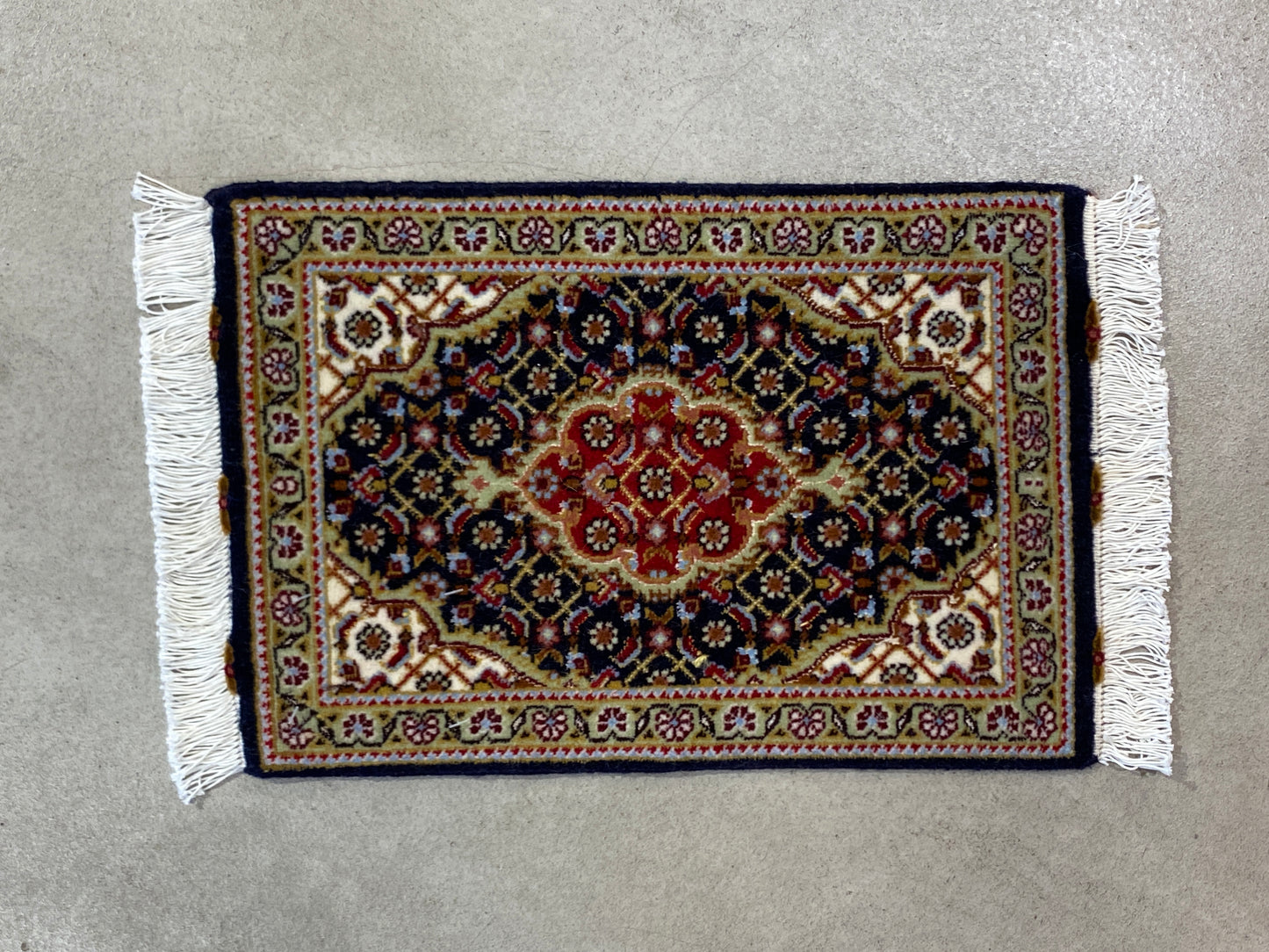 Persian Rug 41192