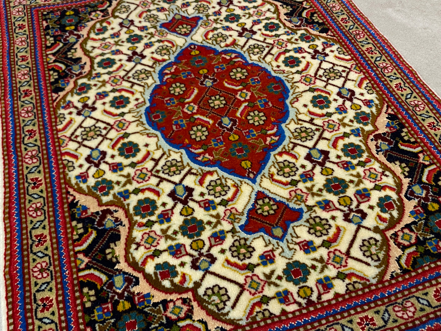 Persian Rug 41194