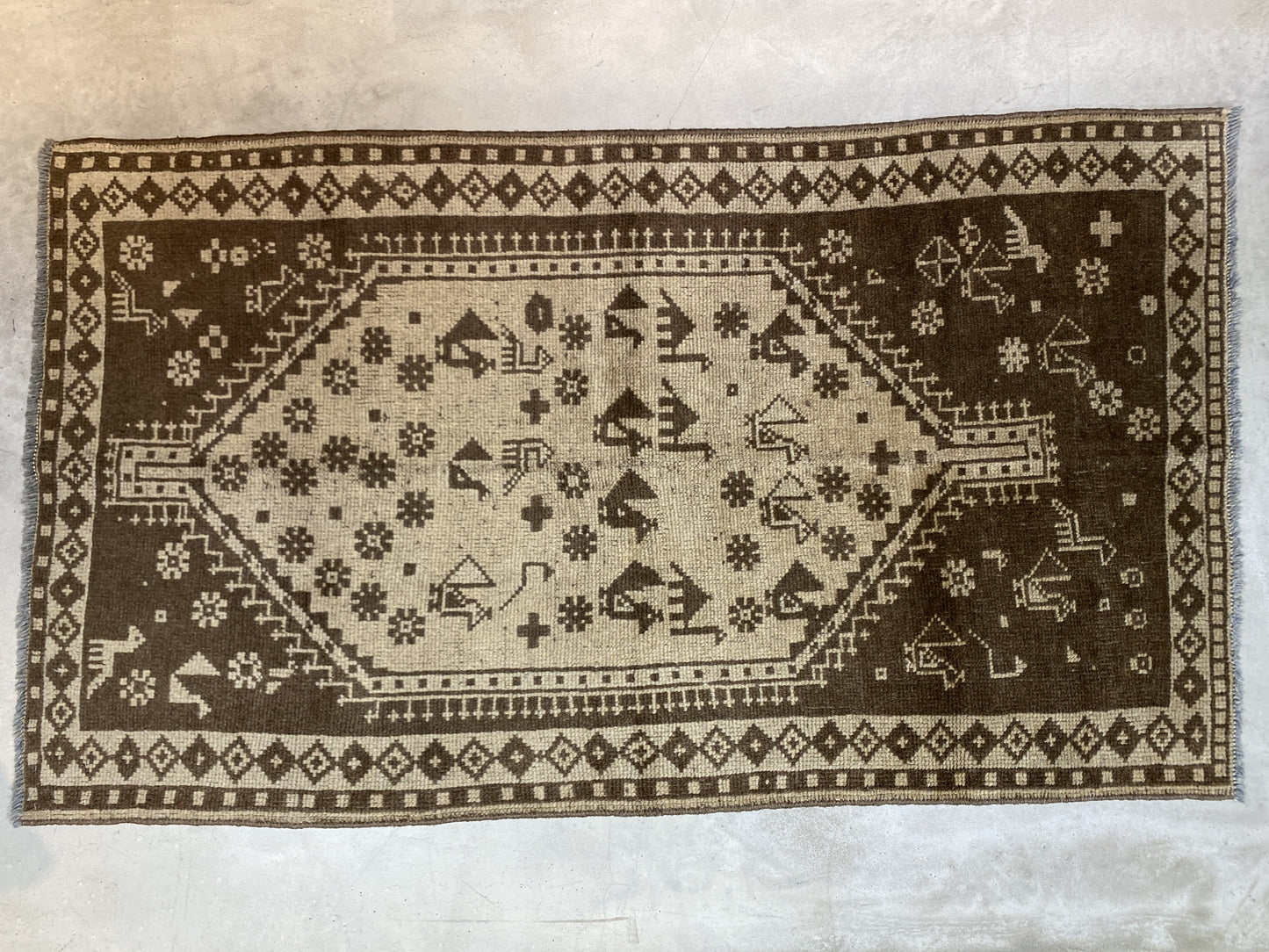 Tribal Rug 74537