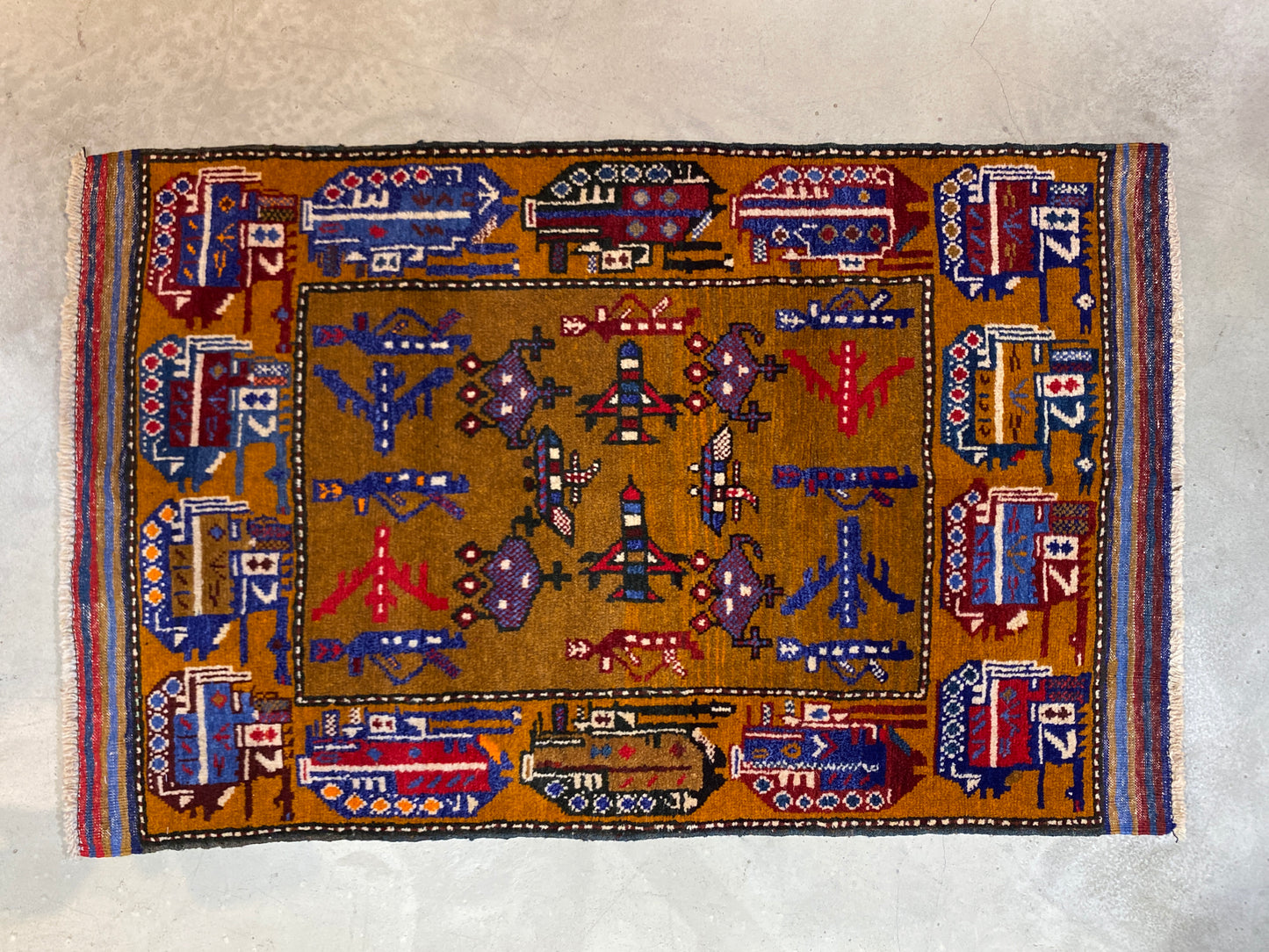 Tribal Rug 84313