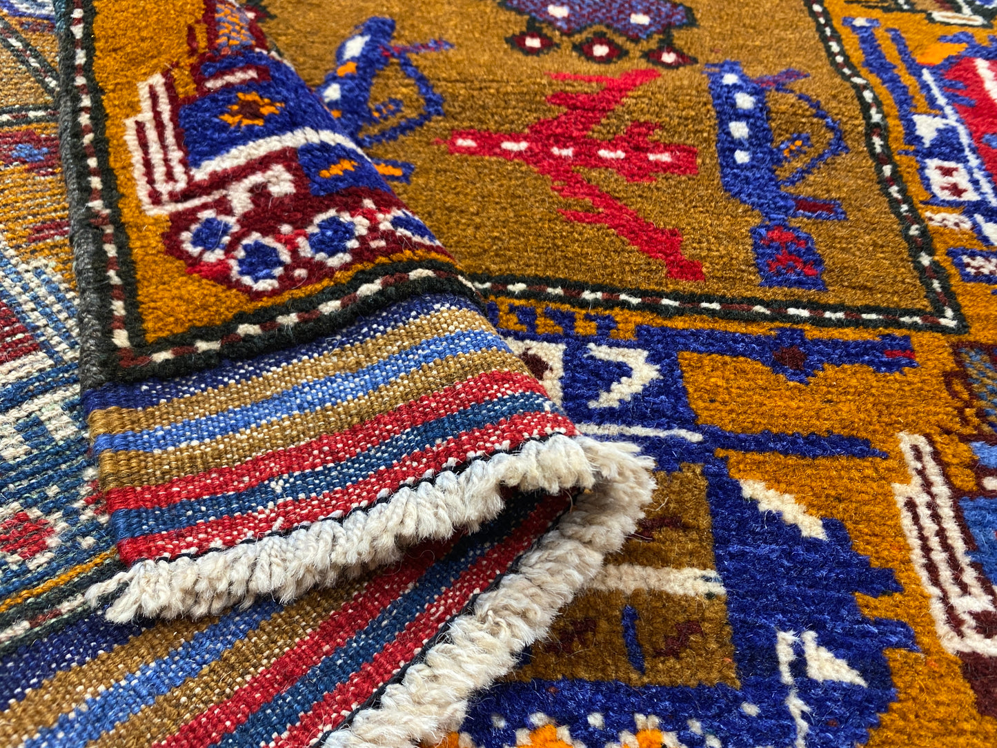 Tribal Rug 84313