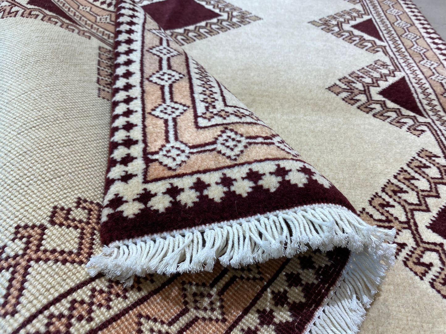 Tribal Rug 981685
