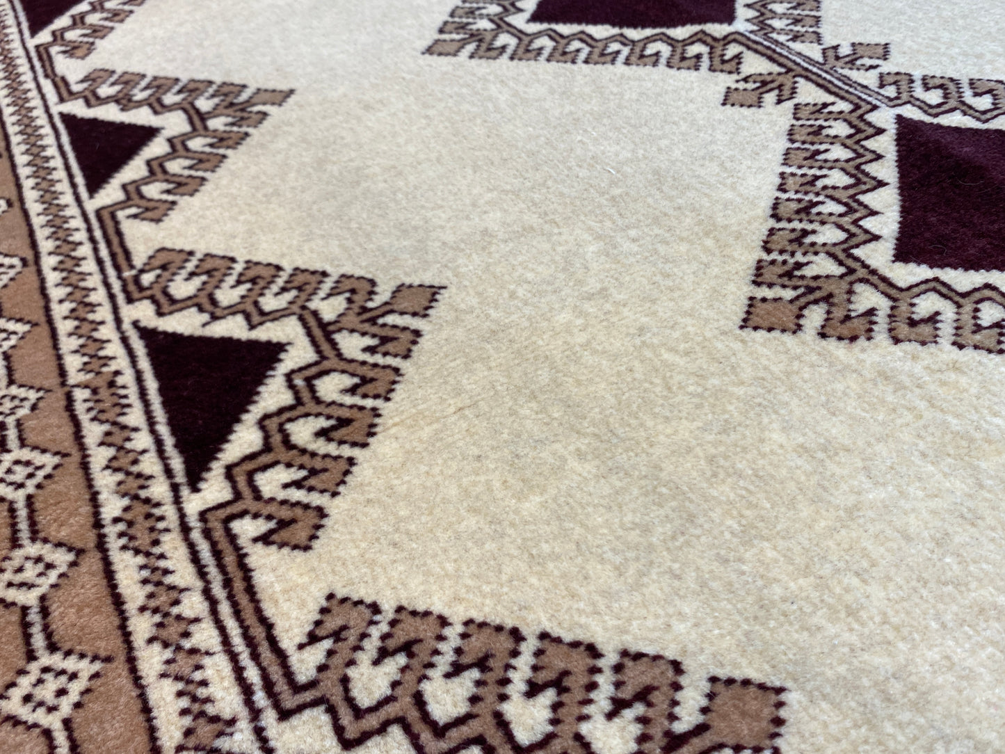 Tribal Rug 981685