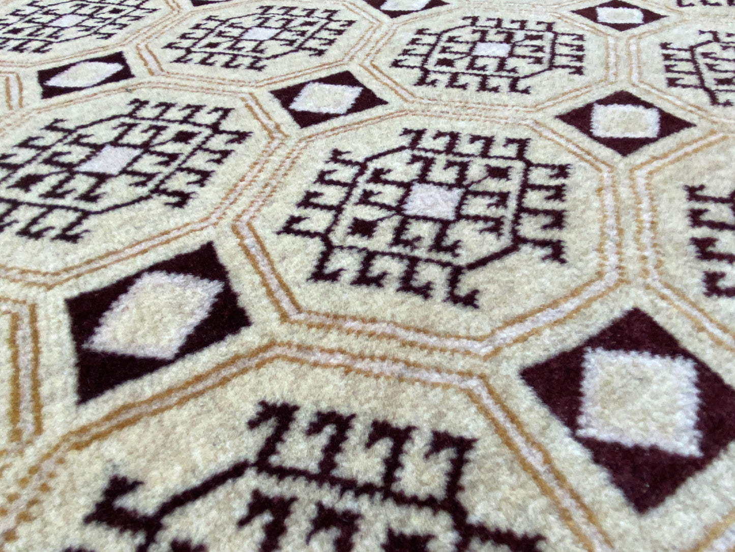 Tribal Rug 981687