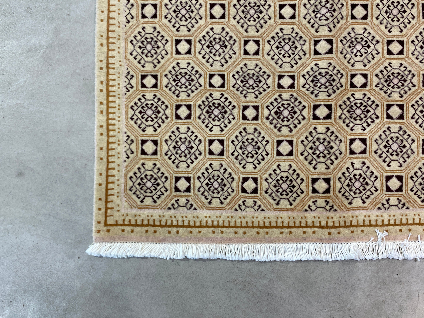 Tribal Rug 981688