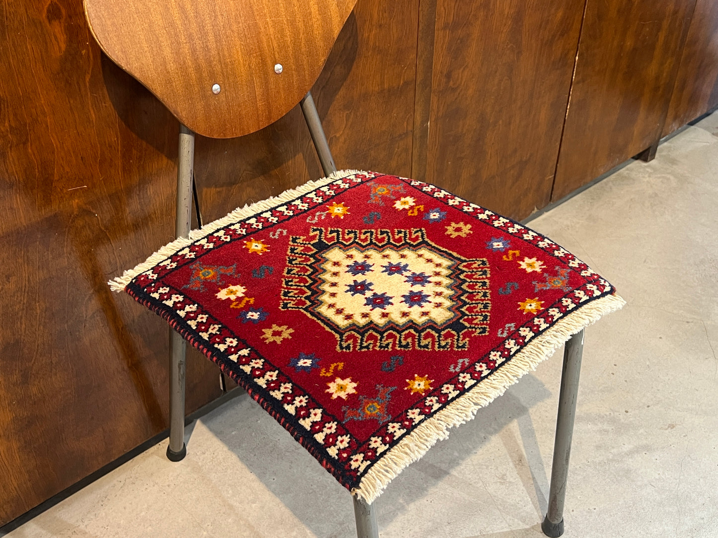 Tribal Rug 98505