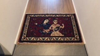 Fall in love with this cheerful rug 