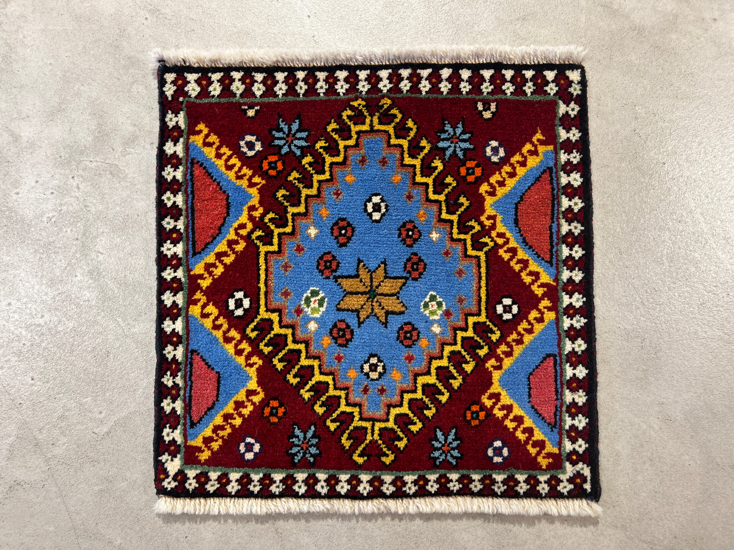 Tribal Rug 40545