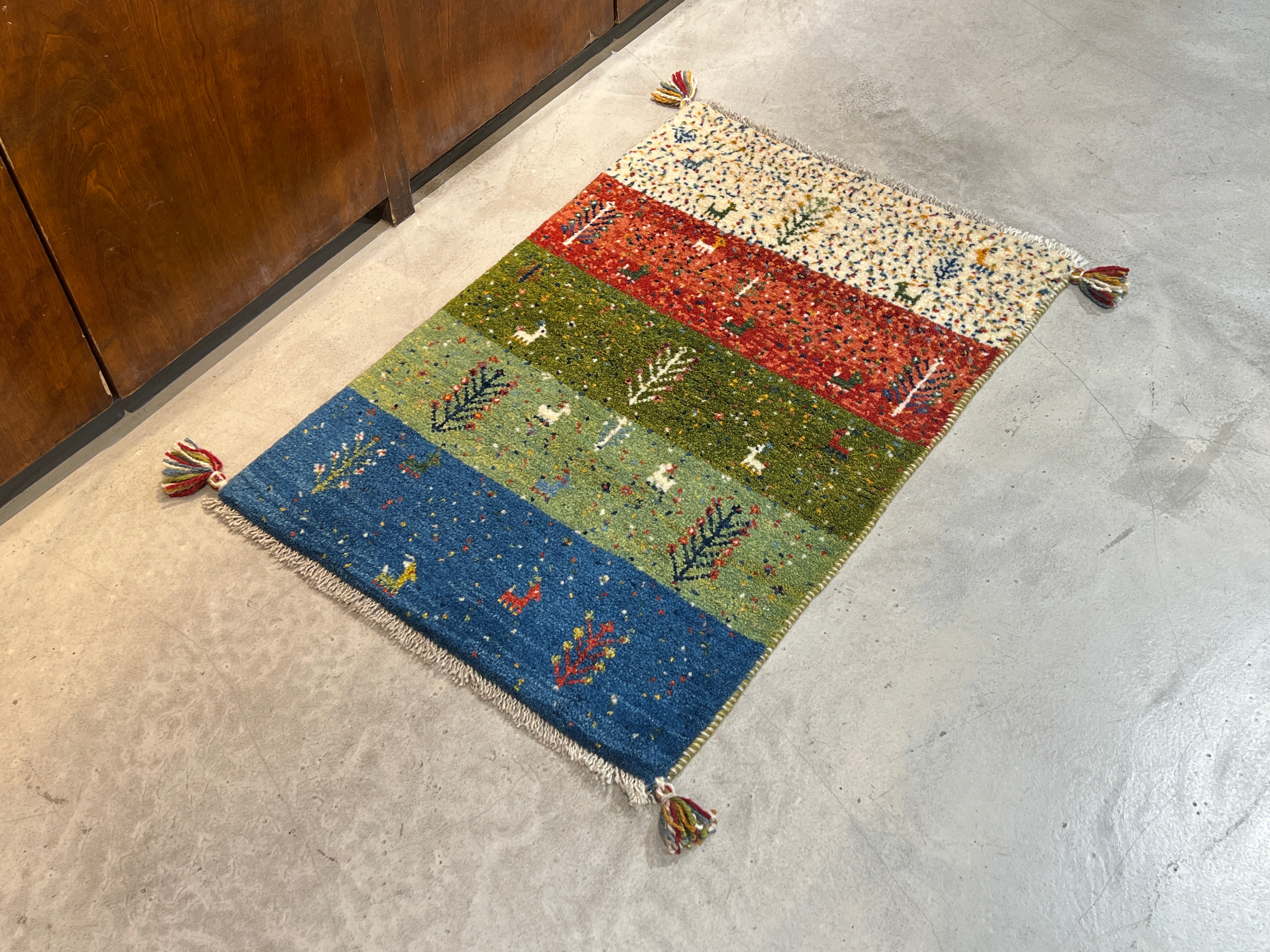 ギャッベ – Layout online