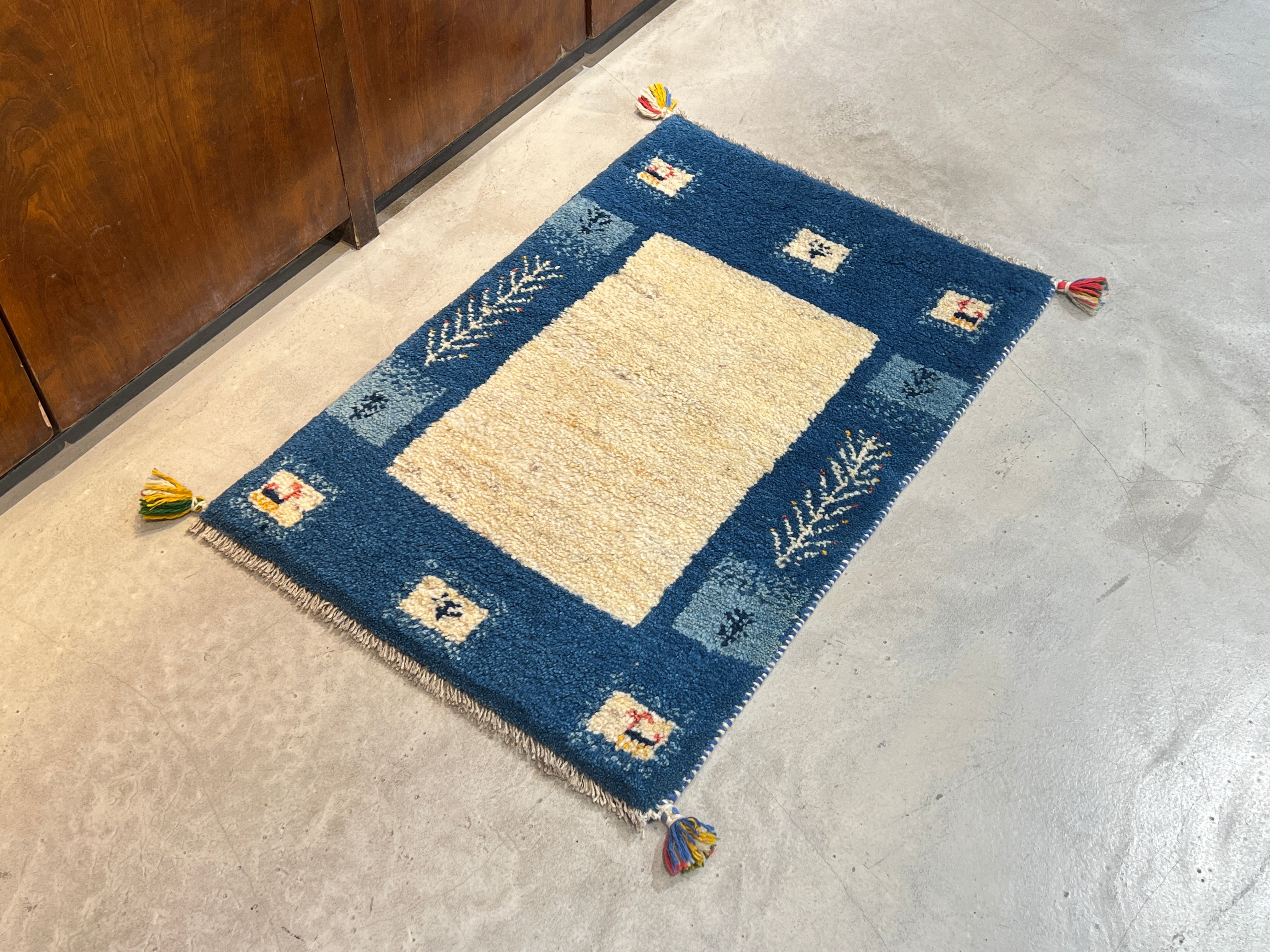 中目黒 Layout ヴィンテージ トライバル ラグ 133cm×120cm 中目黒