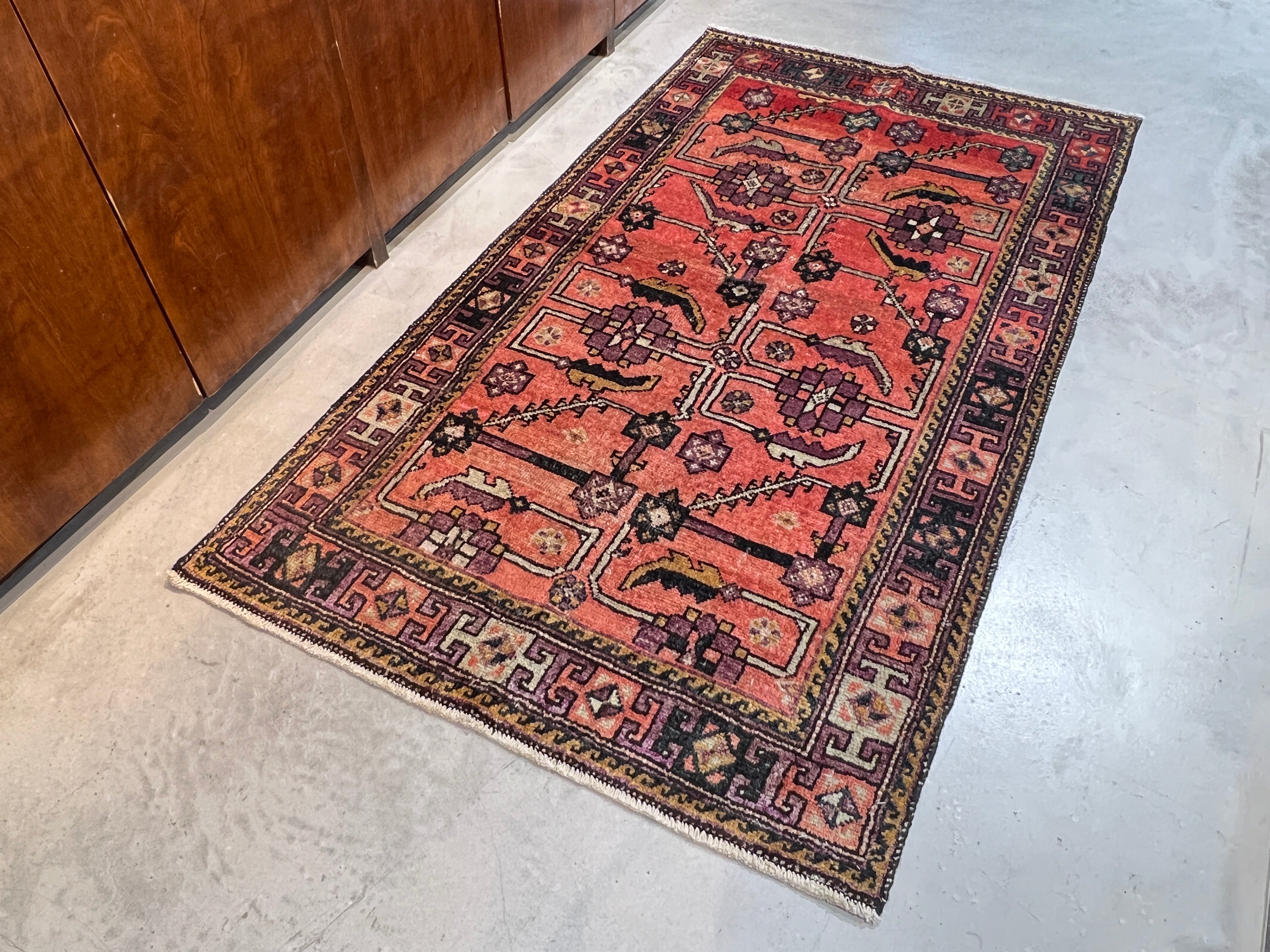 トライバルラグ – Layout online