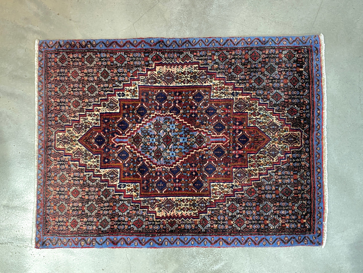 Tribal Rug 41130