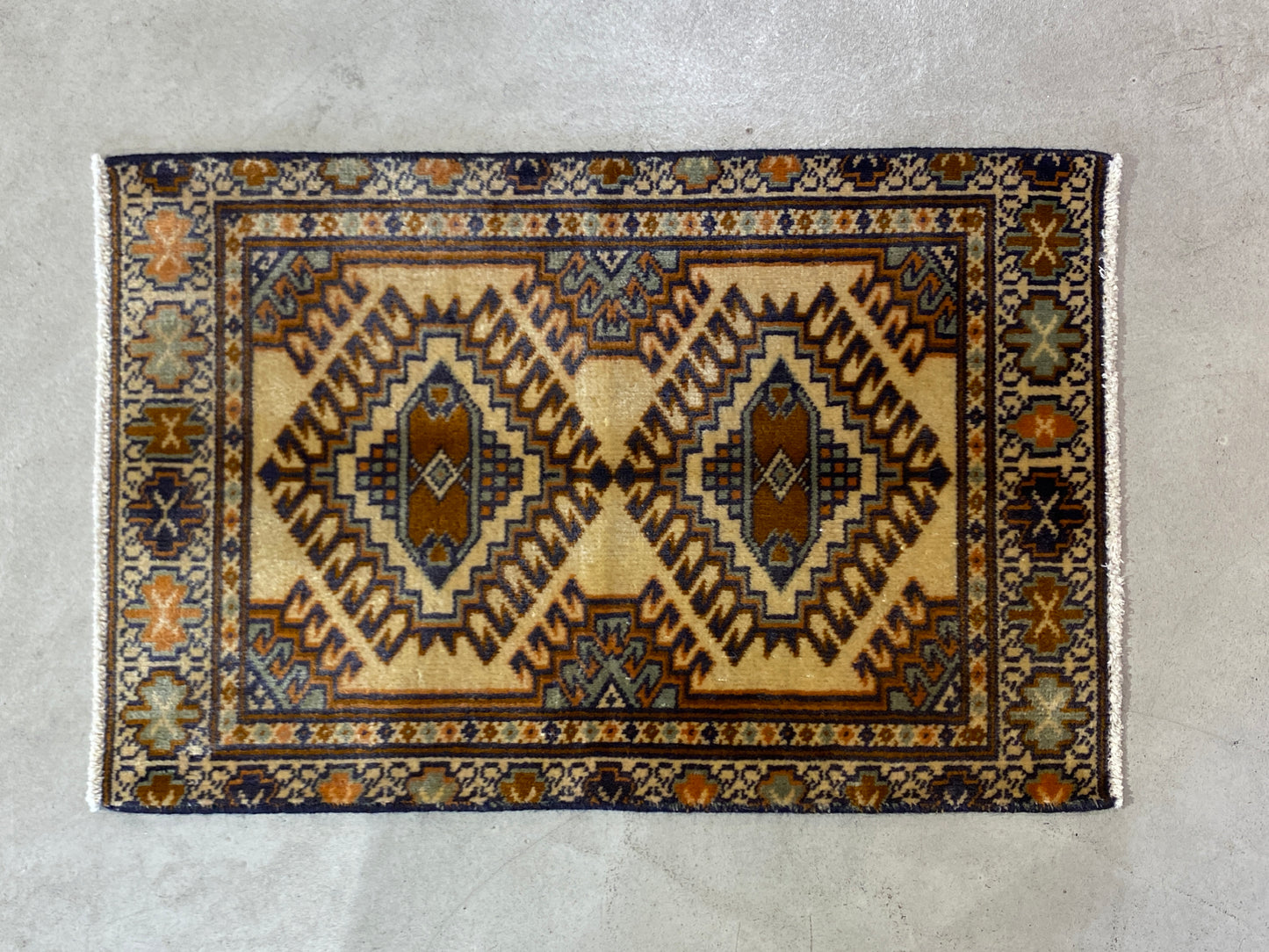 Tribal Rug 41134