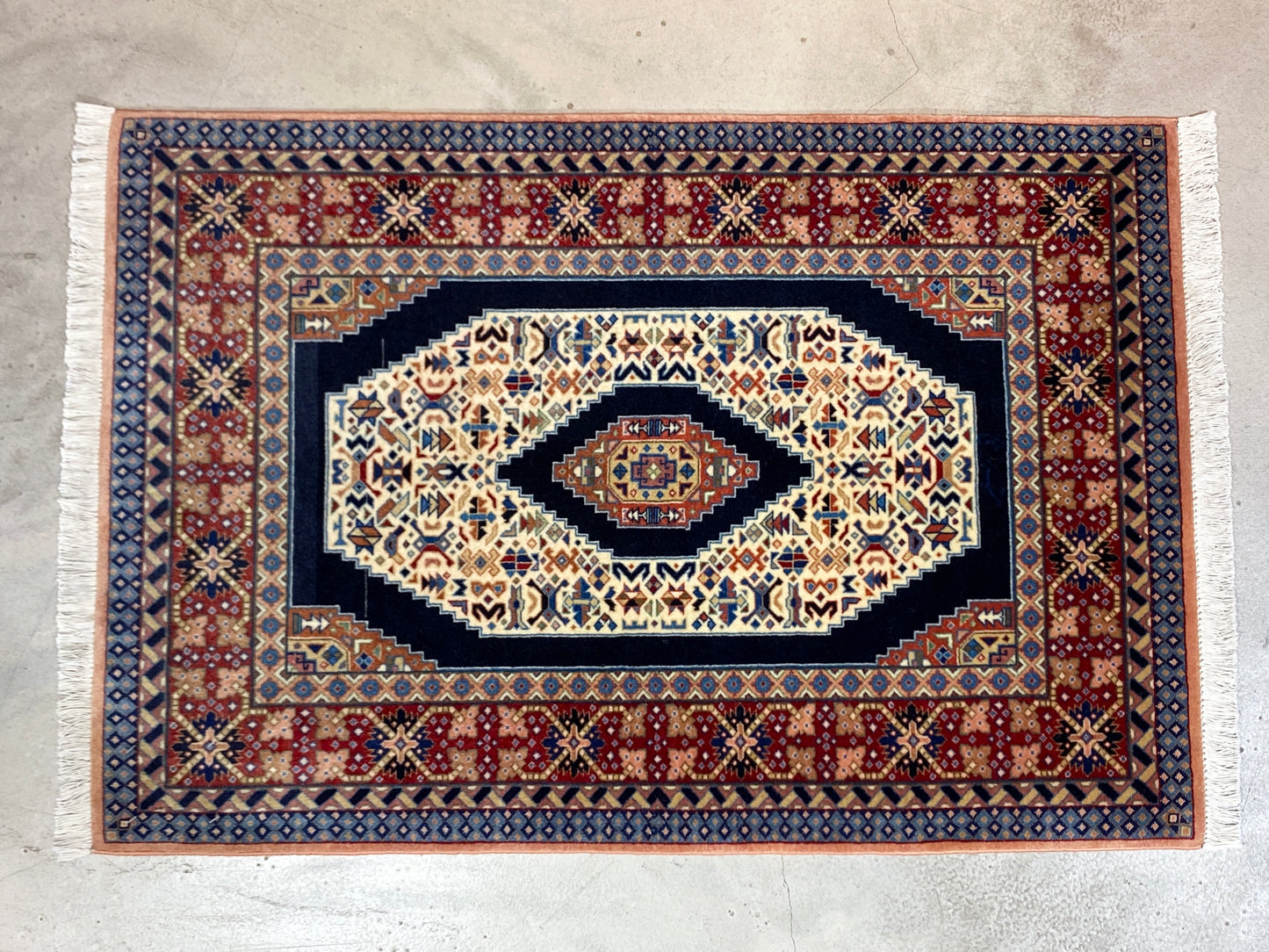 Persian Rug 41174