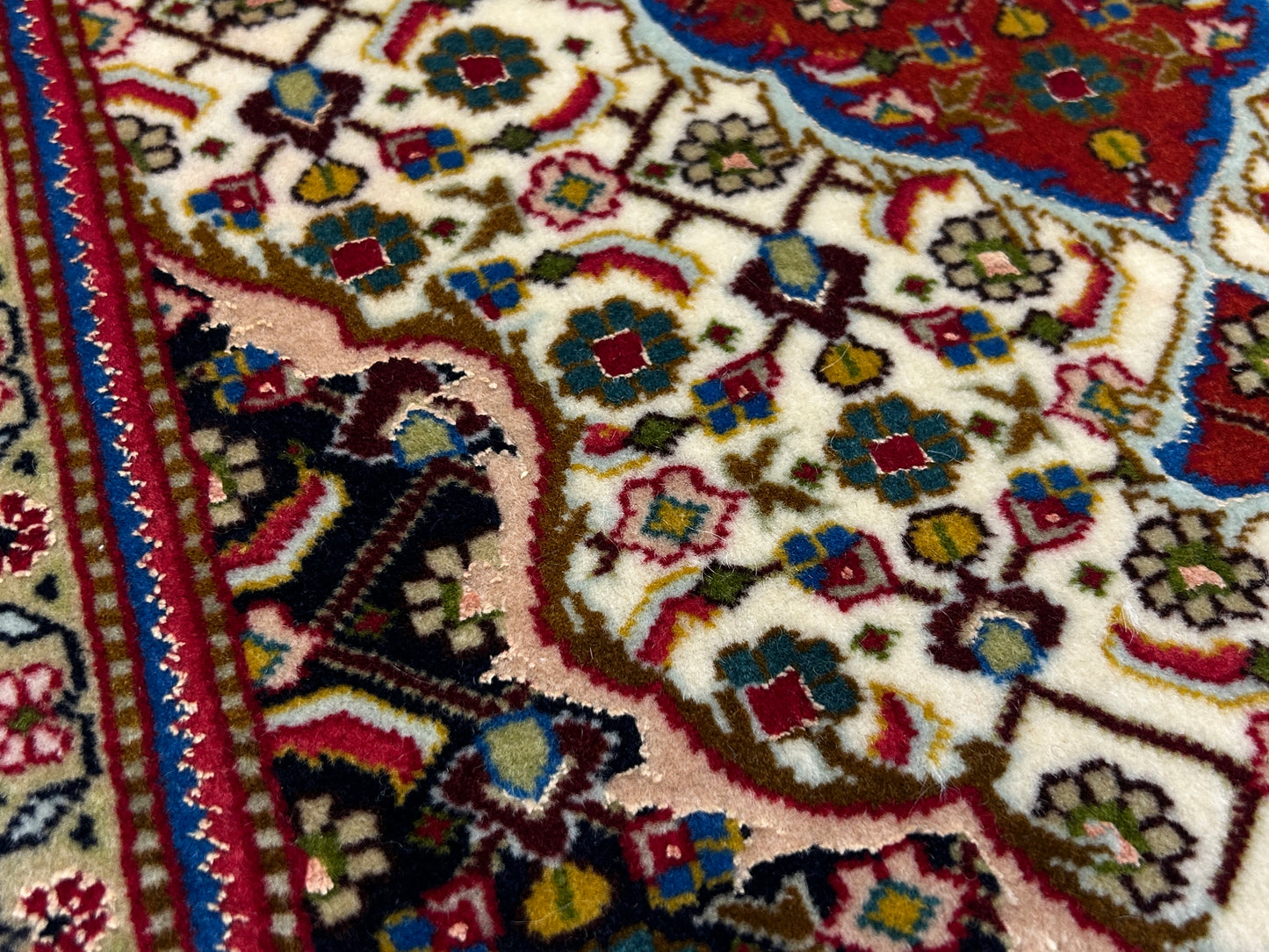 Persian Rug 41195