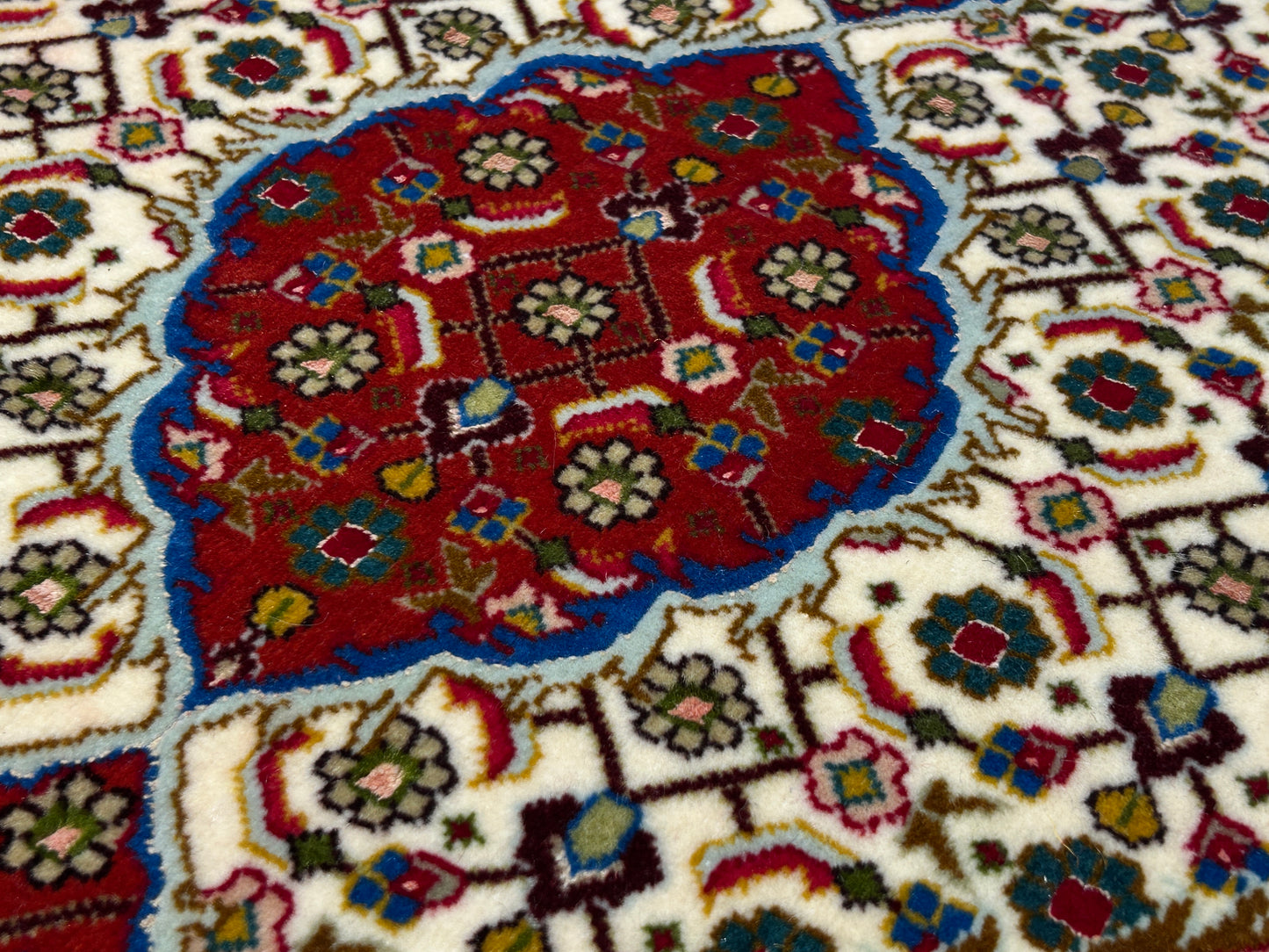Persian Rug 41195