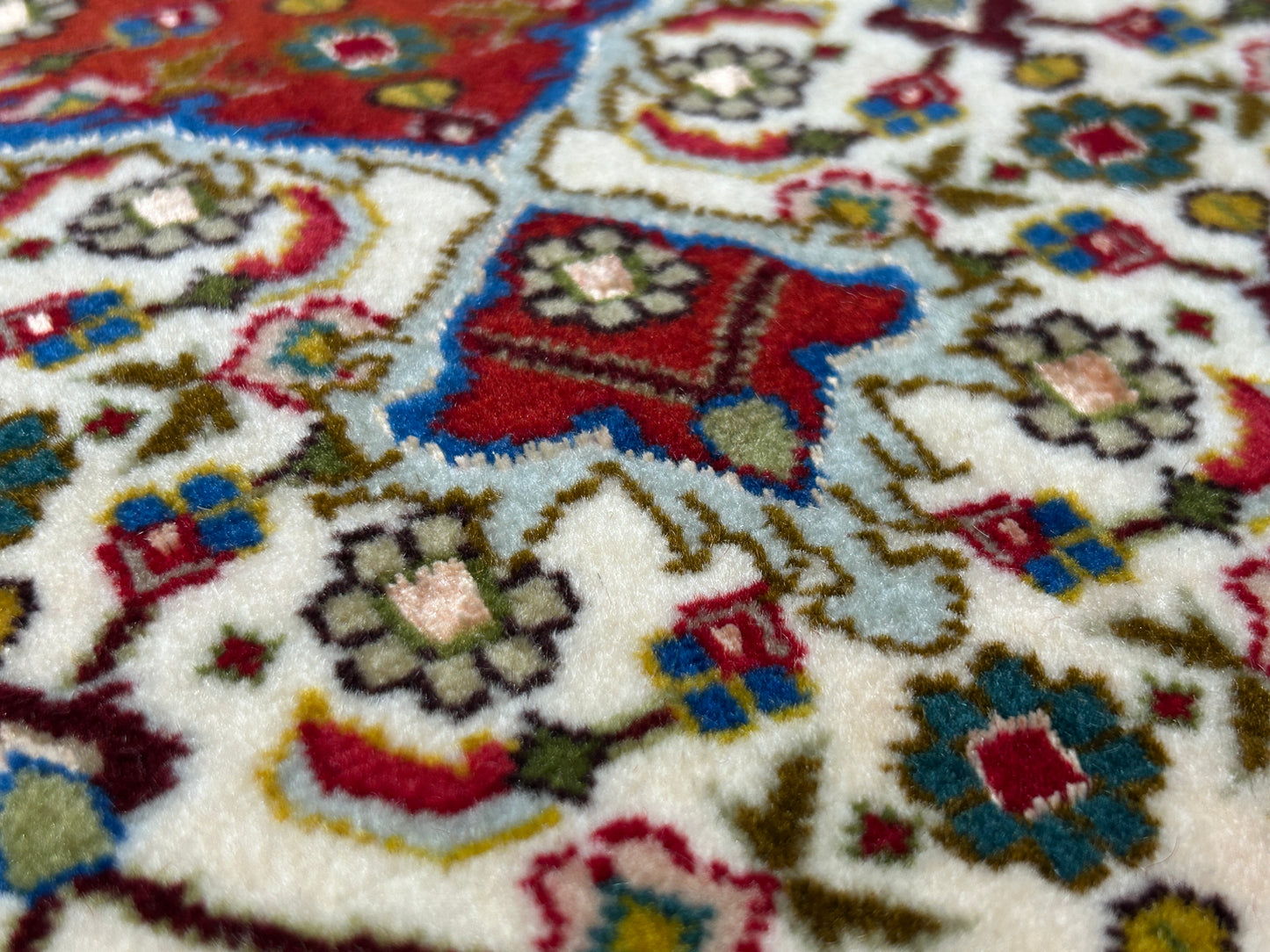 Persian Rug 41195