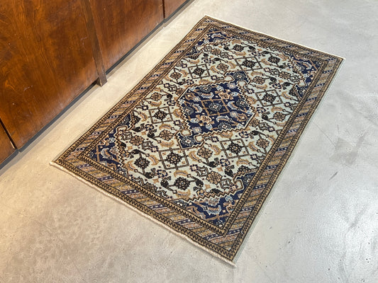 Persian Rug 41823