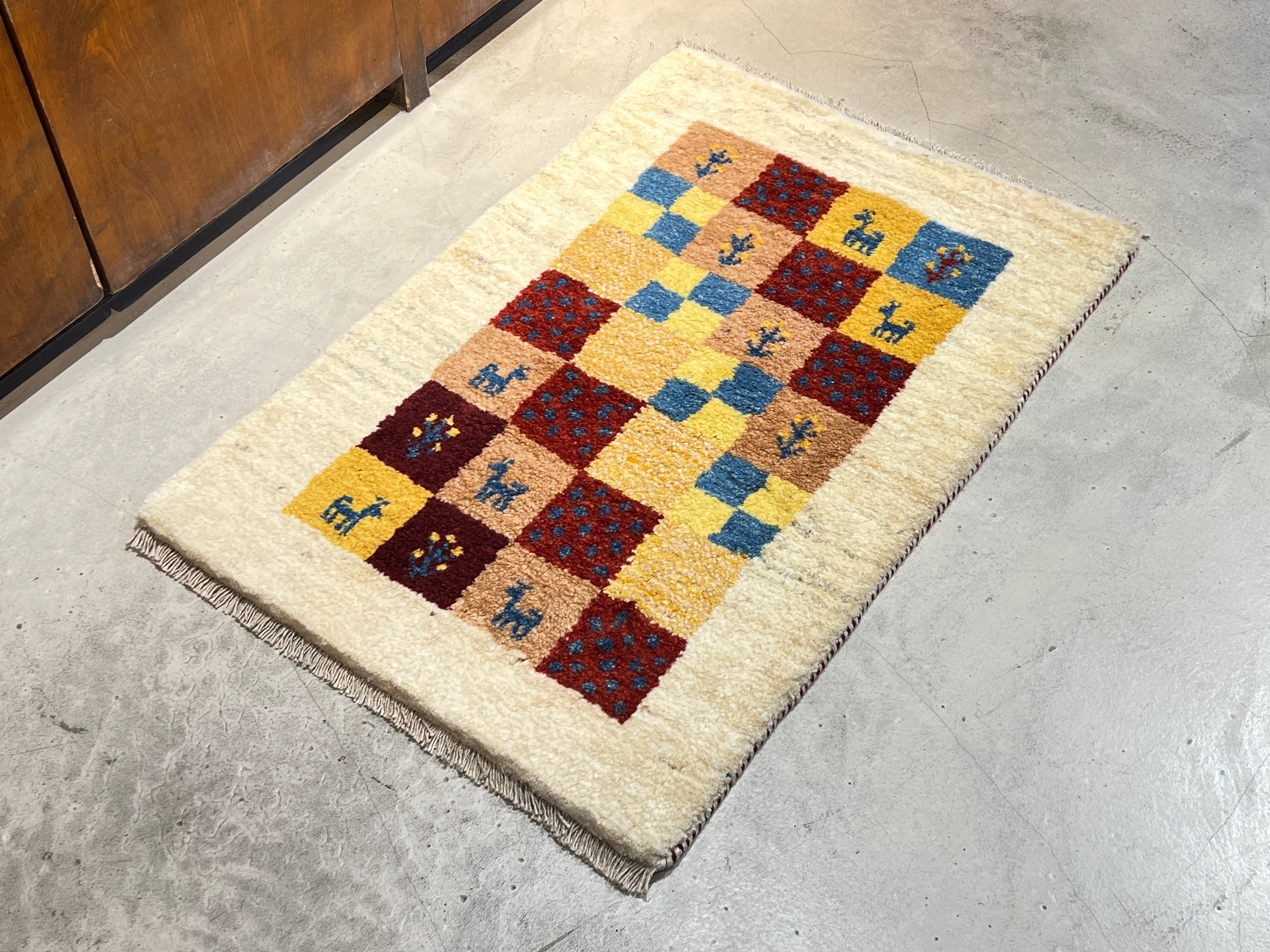 ギャッベ – Layout online