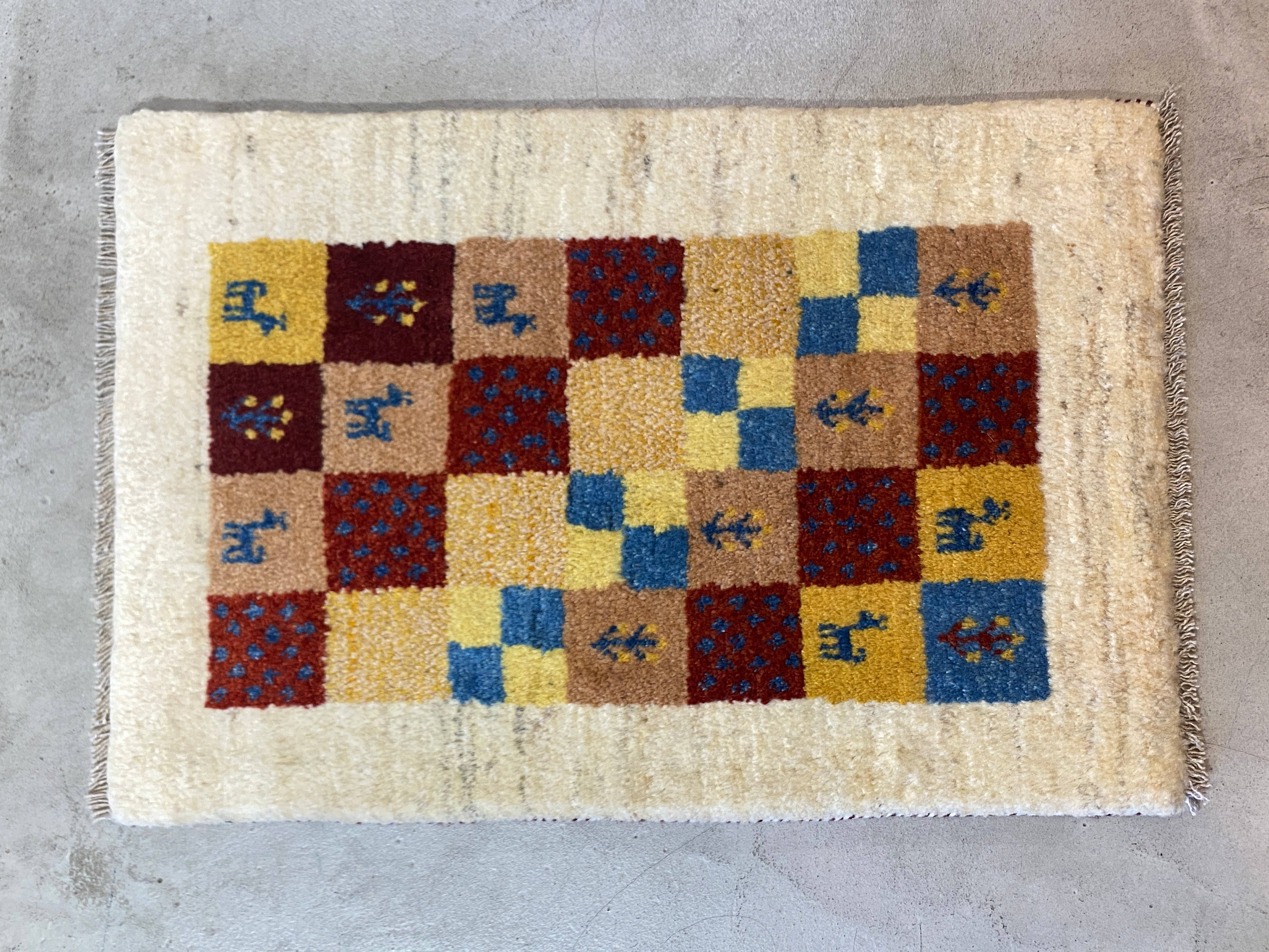 Gabbeh 42106 – Layout online