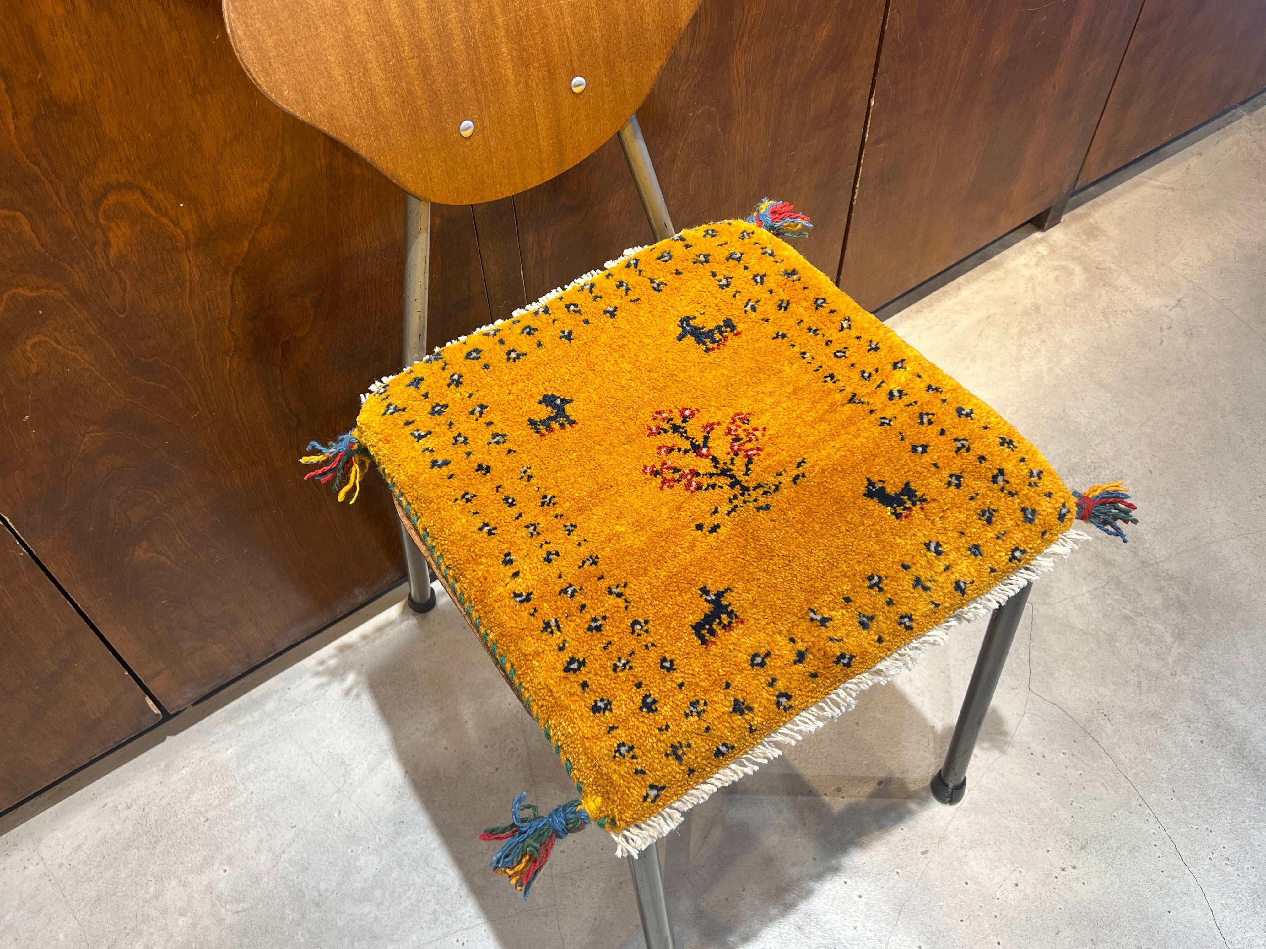 ギャッベ – Layout online