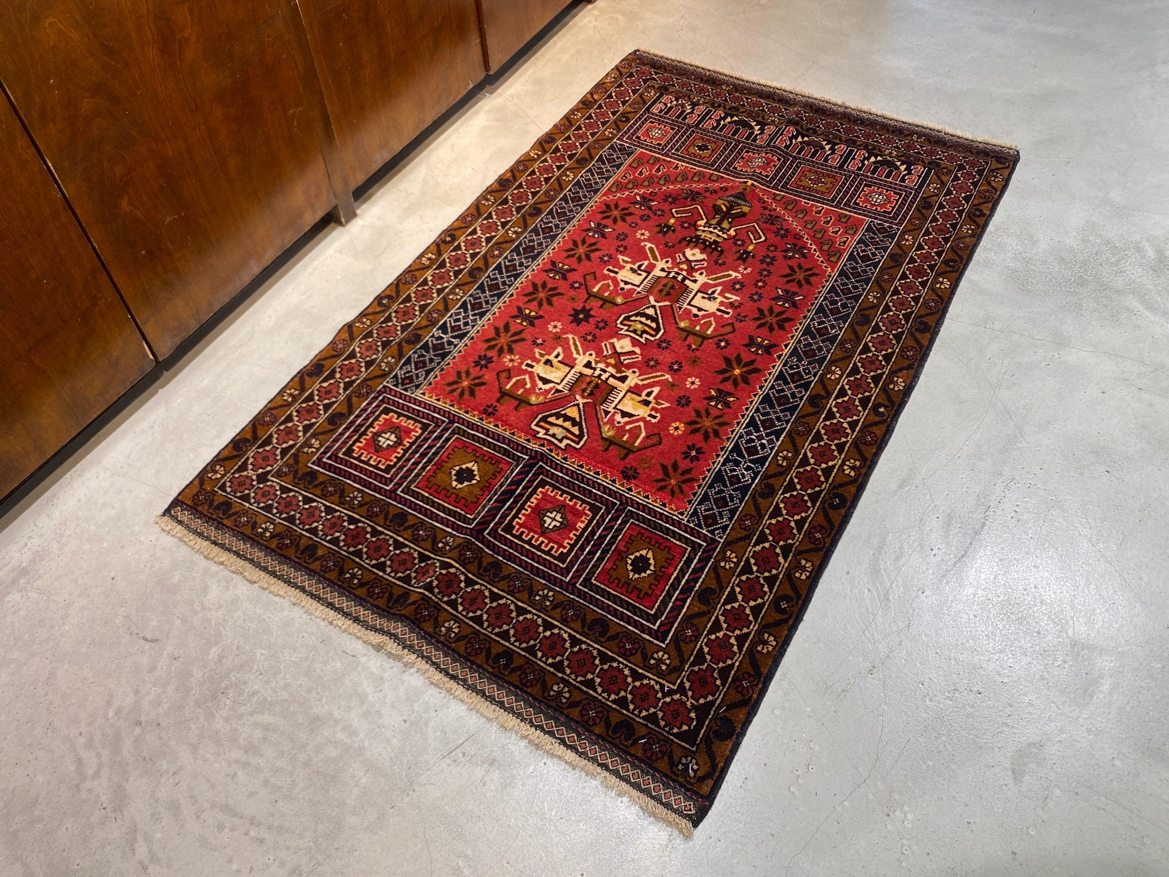 トライバルラグ – Layout online