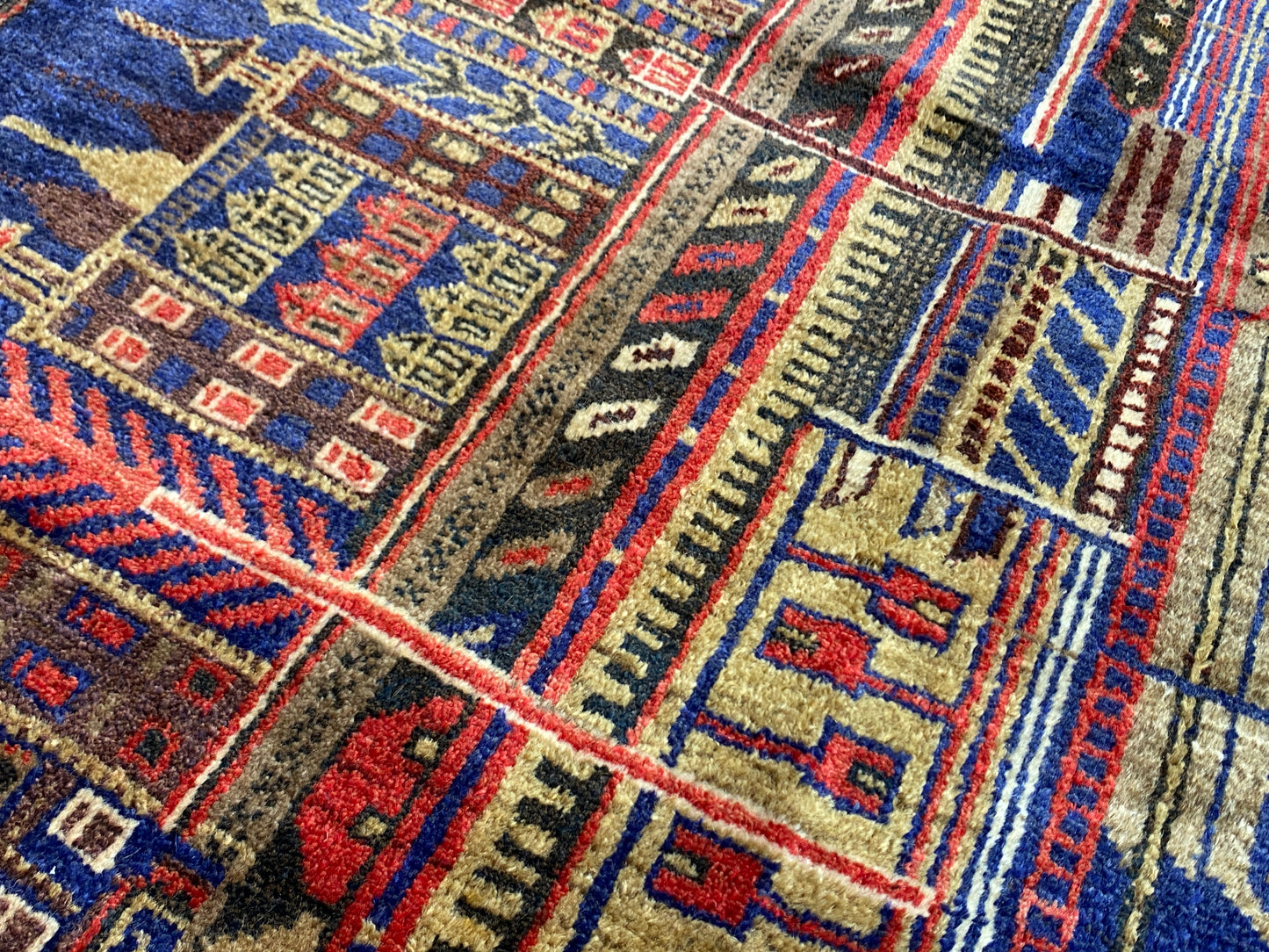 Tribal Rug 43085