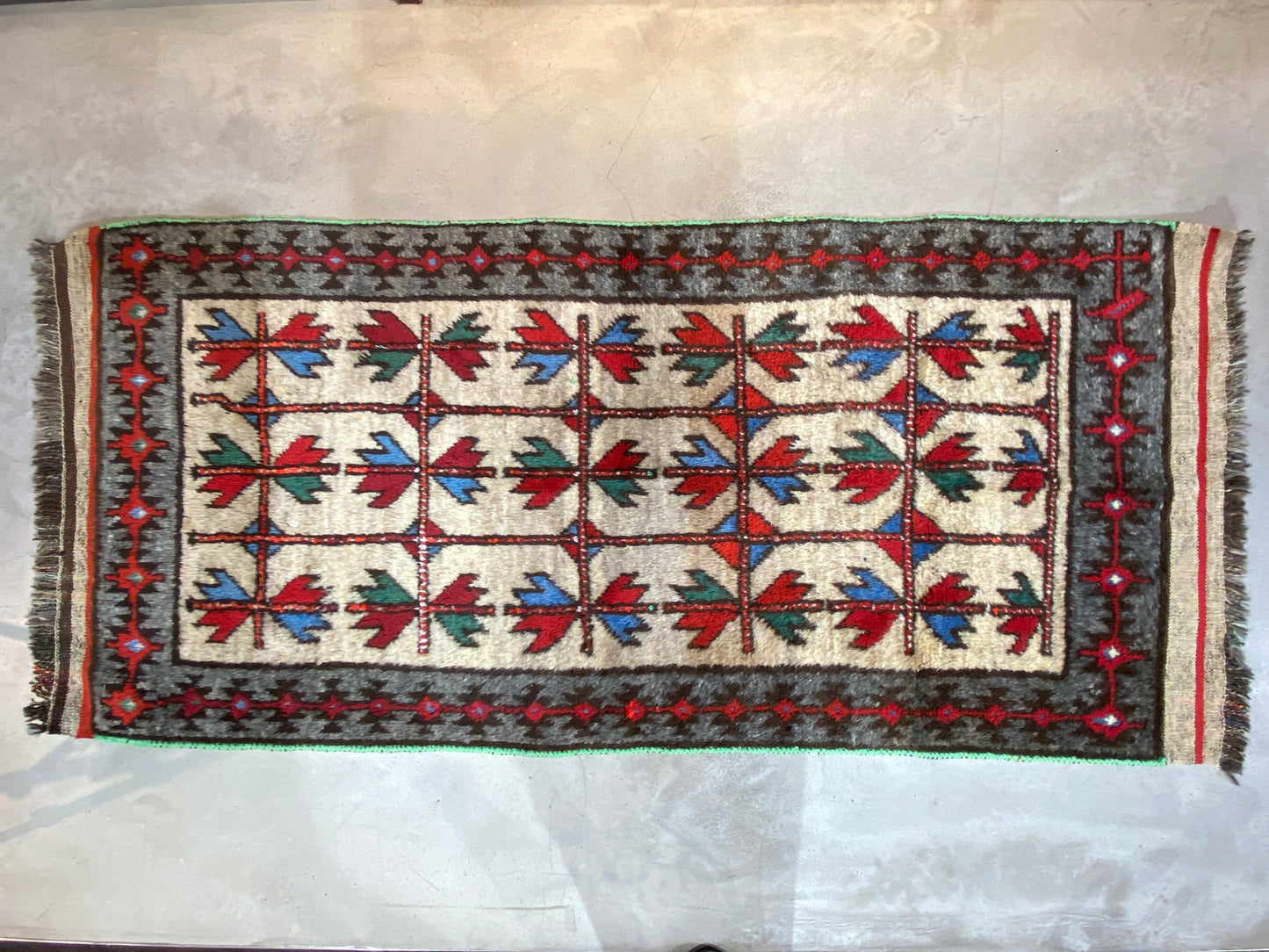Tribal Rug 43101