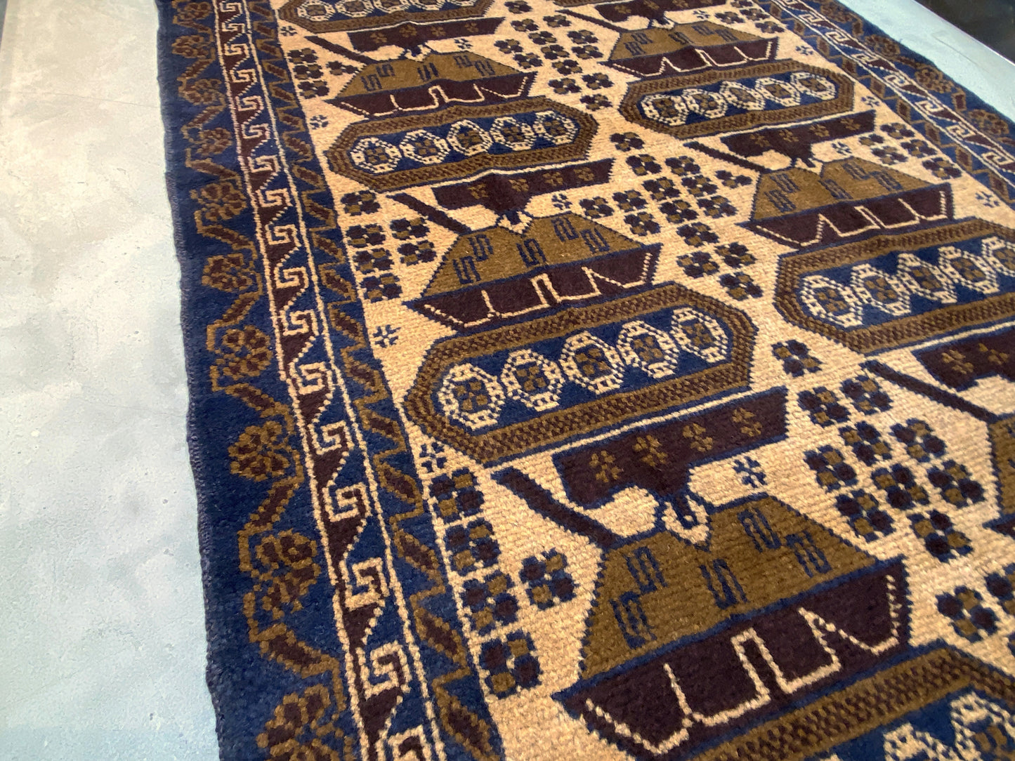 Tribal Rug 84319
