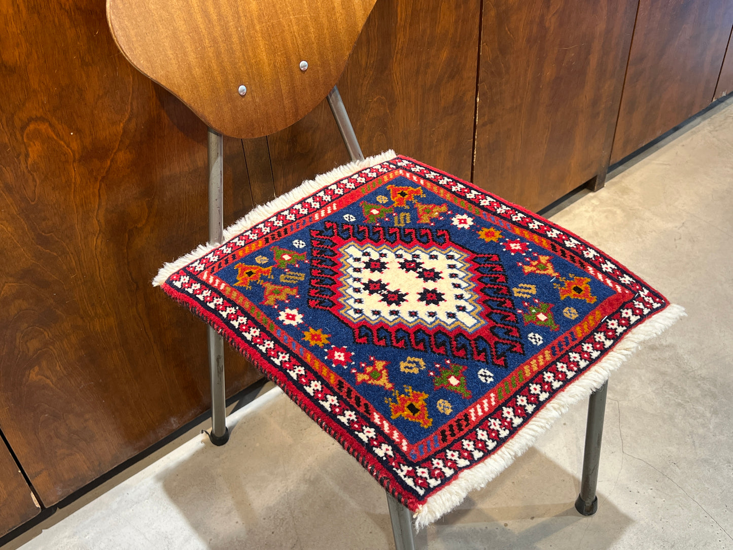 Tribal Rug 85414