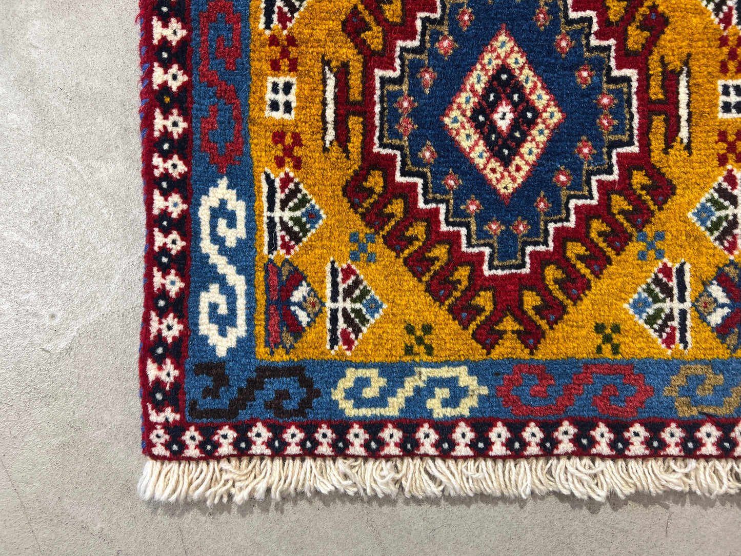 Tribal Rug 85423
