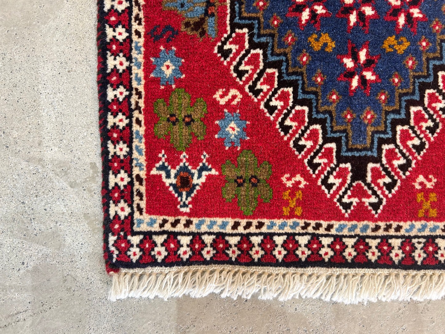 Tribal Rug 85611