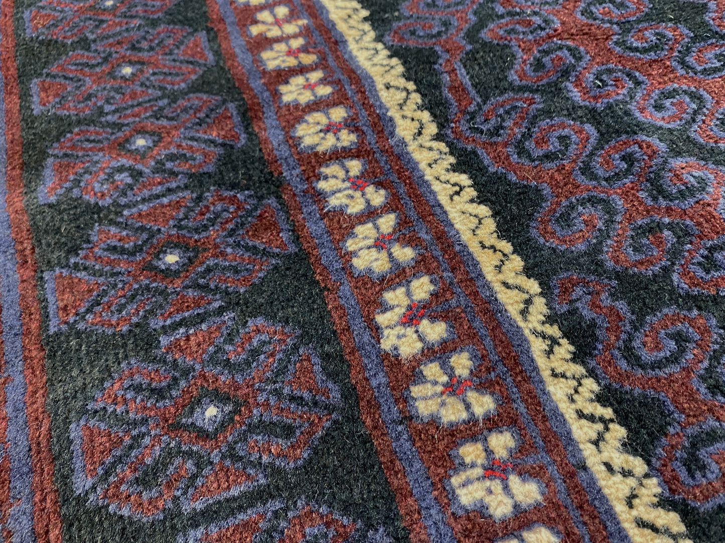 Tribal Rug 91940