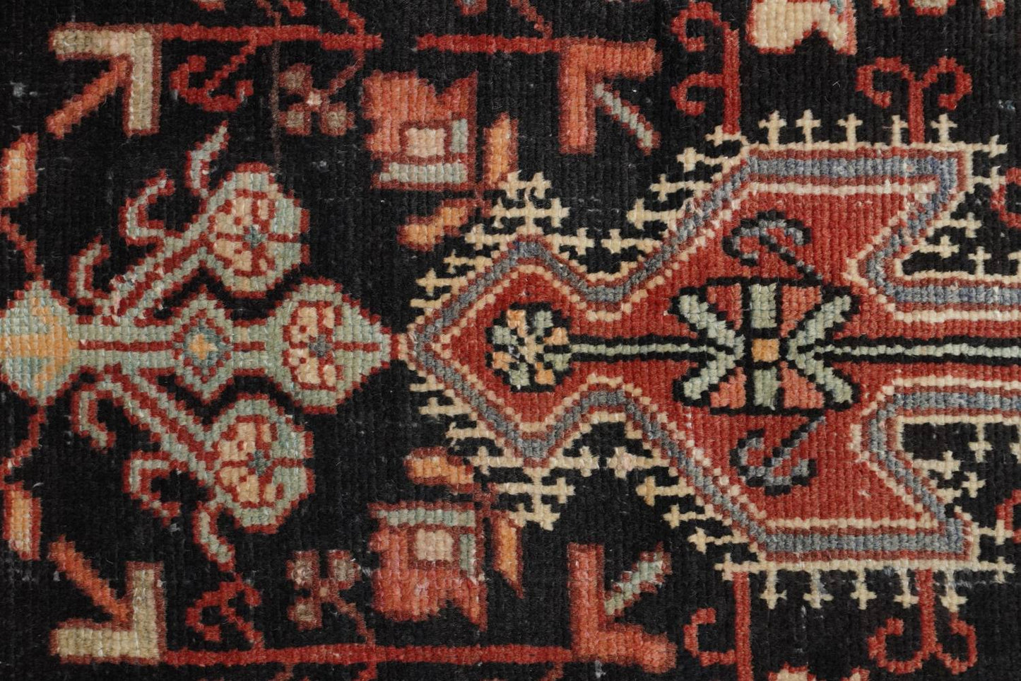 Tribal Rug 92089