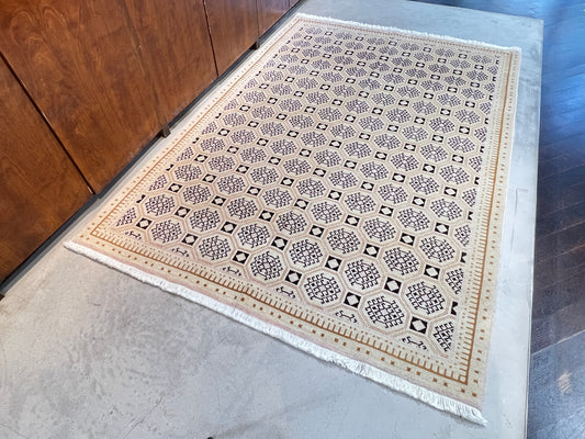 Tribal Rug 981687