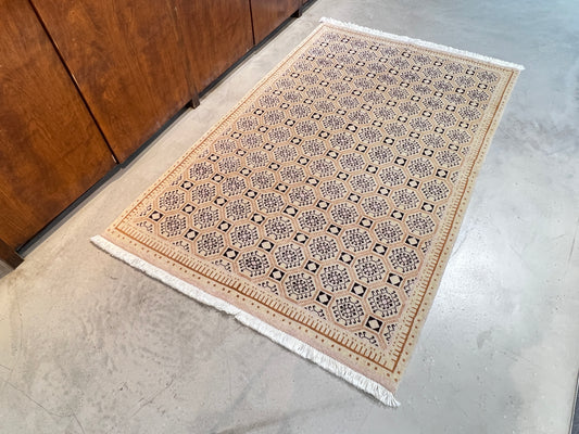 Tribal Rug 981688