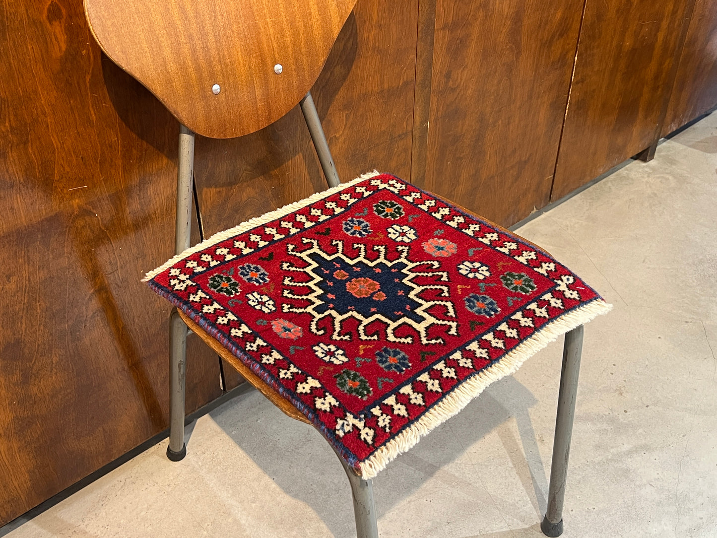 Tribal Rug 98511
