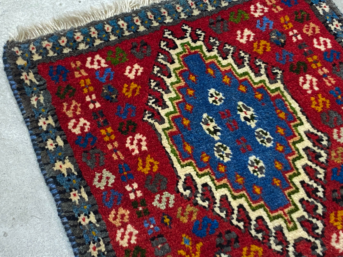 Tribal Rug 98573