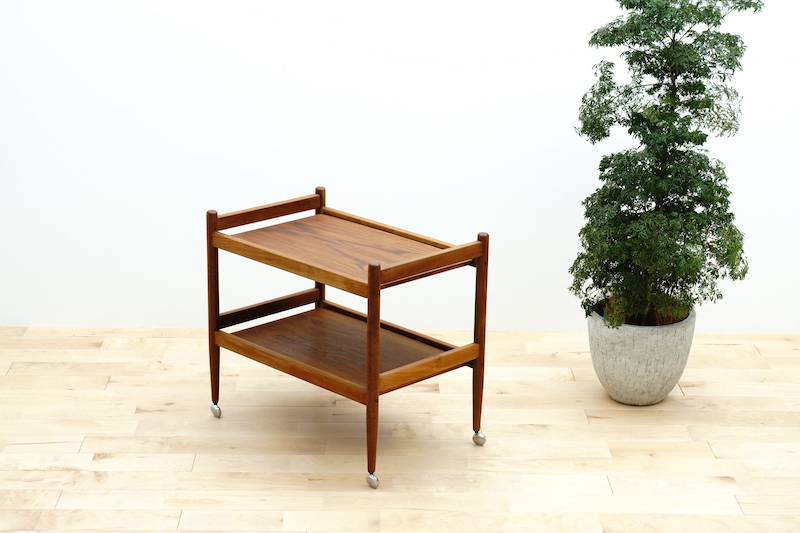Nest table/Rosewood